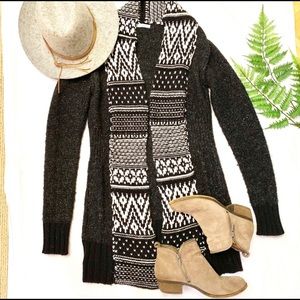 Long Geometric Print Cardigan